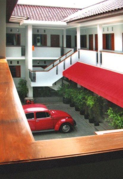 Ilos Hotel Bandung Exterior photo